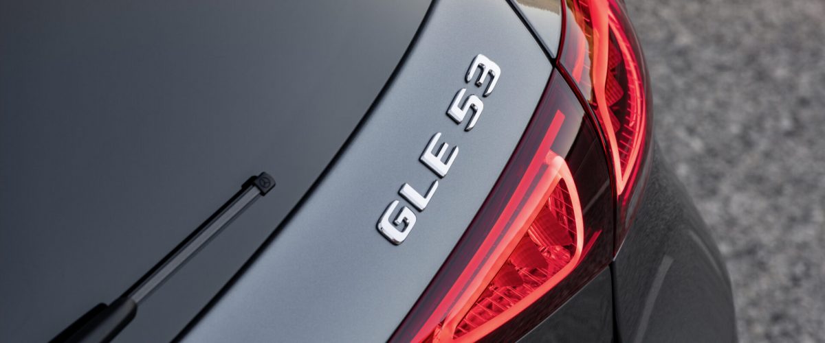Mercedes-AMG GLE 53 4MATIC+ (2019), selenitgrau;Kraftstoffverbrauch kombiniert: 9,3 l/100 km, CO2-Emissionen kombiniert: 212 g/km*

Mercedes-AMG GLE 53 4MATIC+ (2019), selenite grey;Combined fuel consumption: 9.3 l/100 km, combined CO2 emissions: 212 g/km*