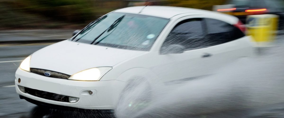 water-car-automobile-rain-wet-driving-1355230-pxhere.com-2